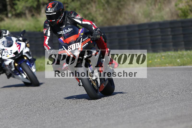 Archiv-2025/54 19.09.2025 Speer Racing ADR/Gruppe gelb/200